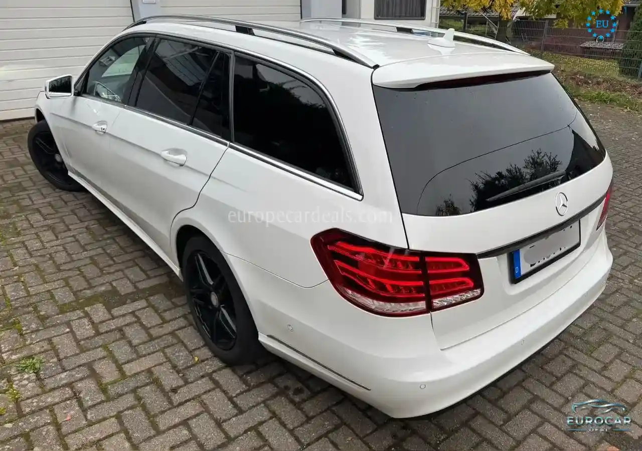 Mercedes-Benz E 200
