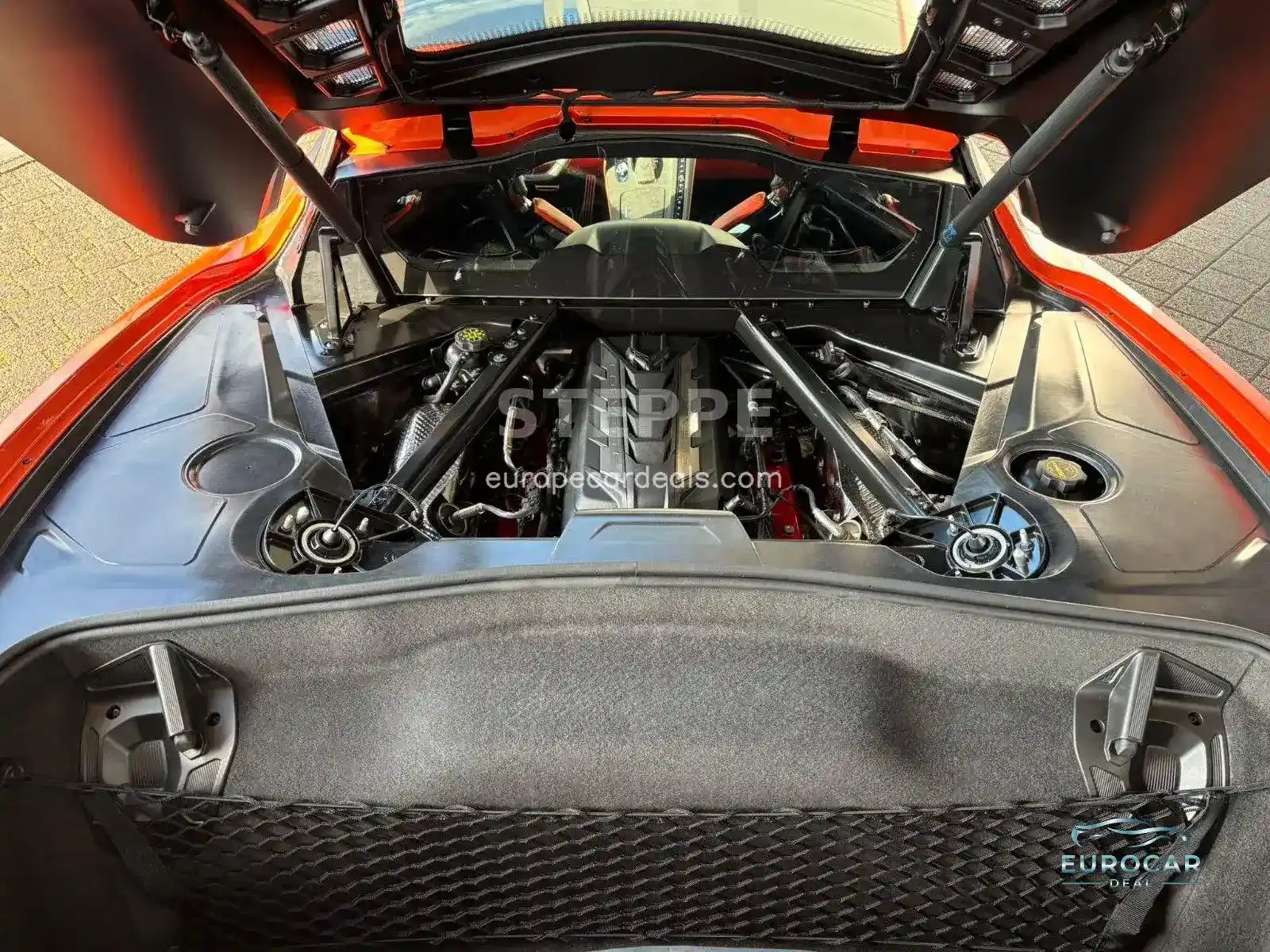 Corvette C8