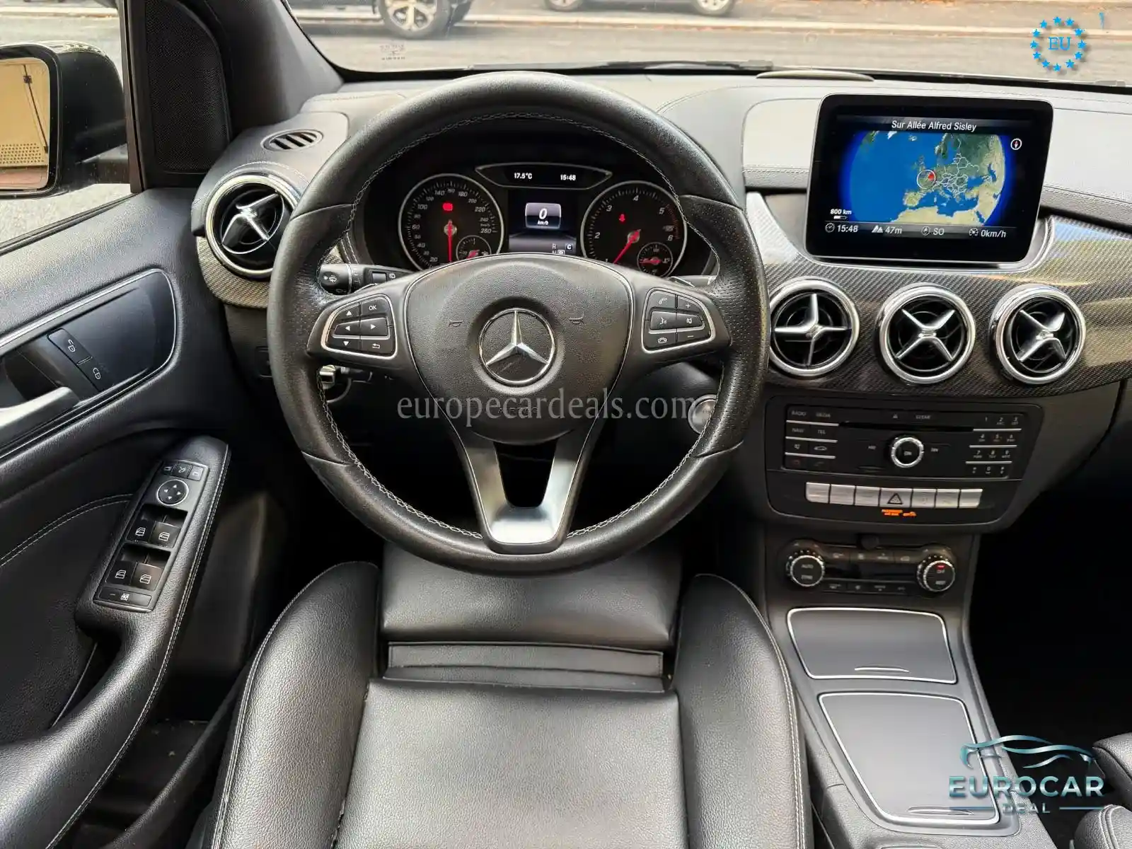 Mercedes-Benz B 220
