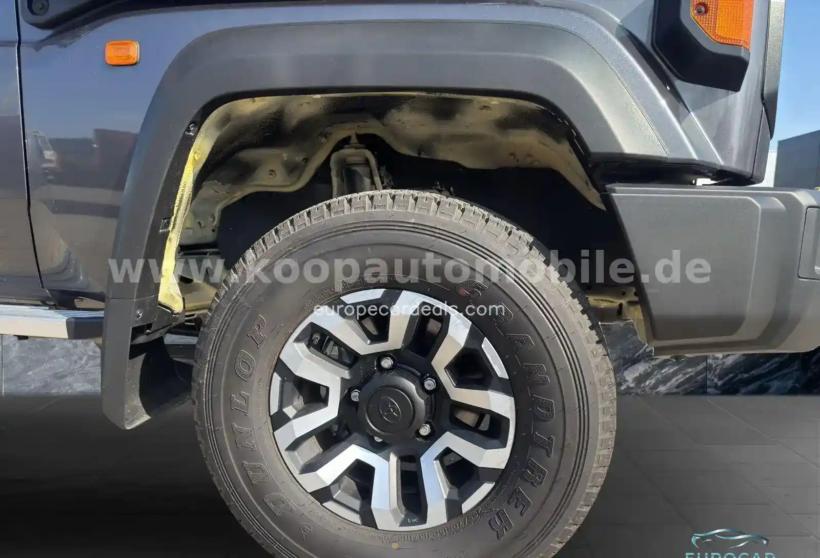 Toyota Land Cruiser