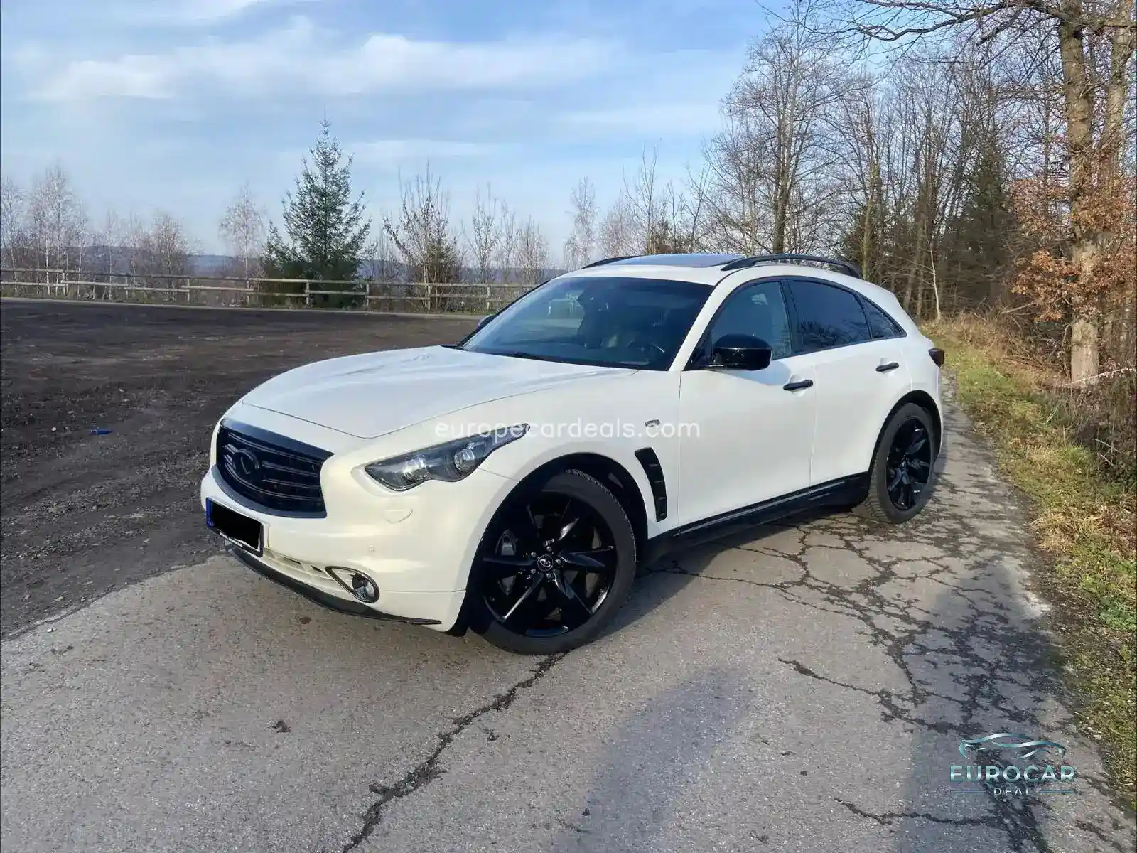 Infiniti QX70