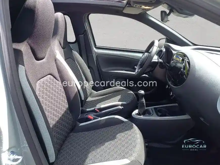 Toyota Aygo (X)
