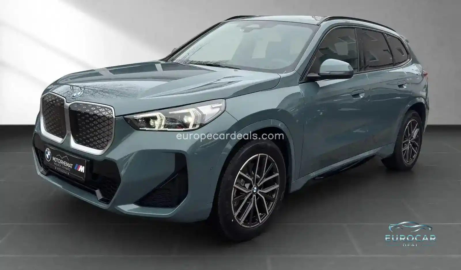BMW iX1