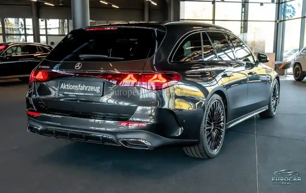 Mercedes-Benz E 300