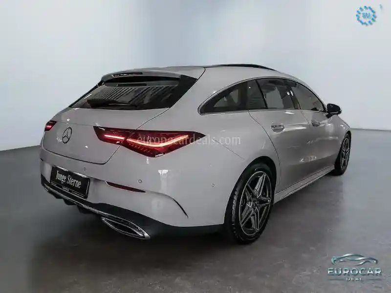 Mercedes-Benz CLA 200 Shooting Brake