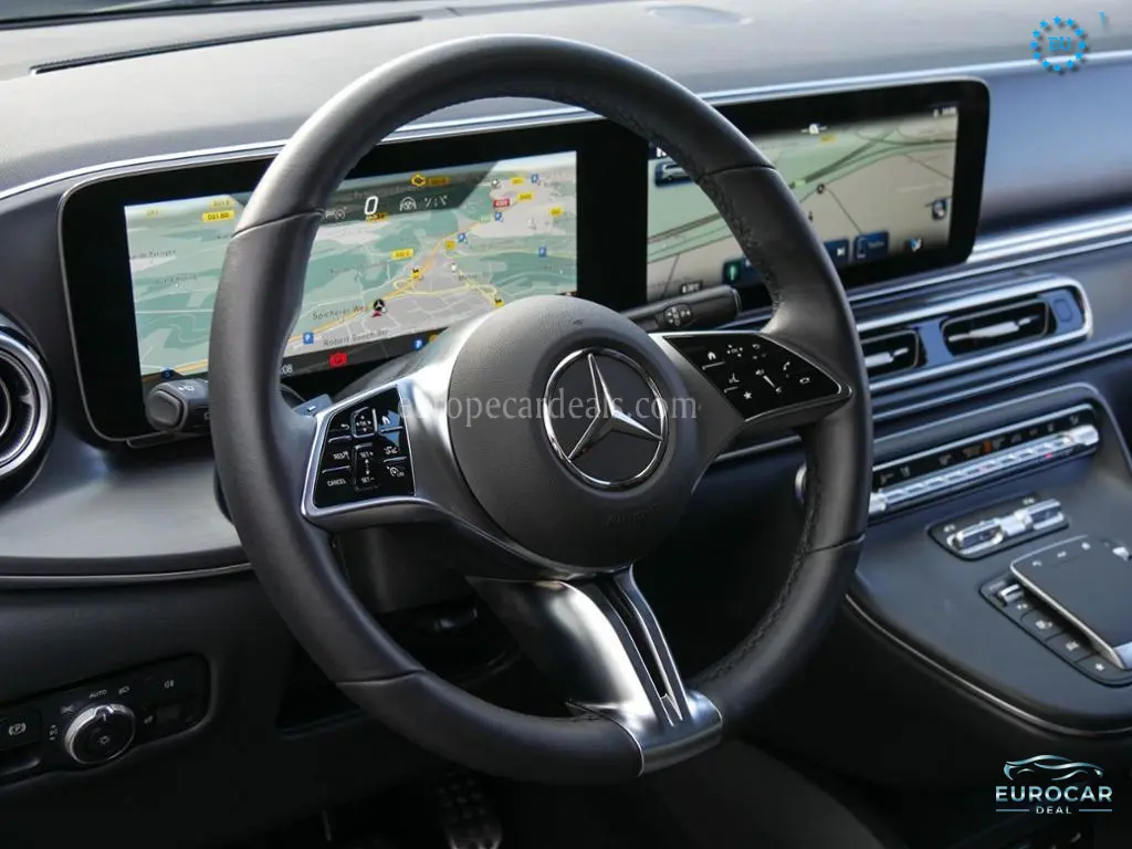 Mercedes-Benz V 220