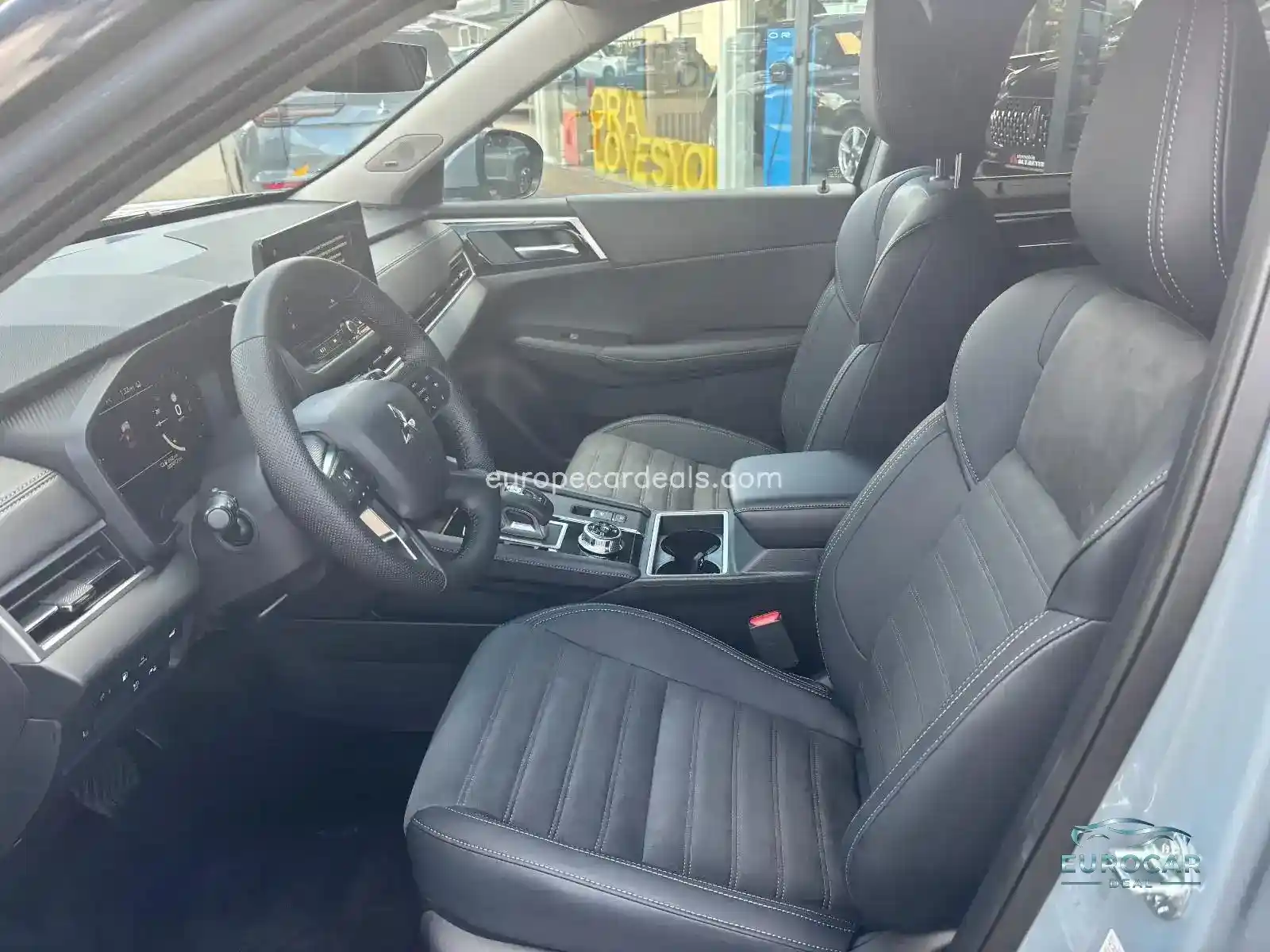 Mitsubishi Plug-in Hybrid Outlander
