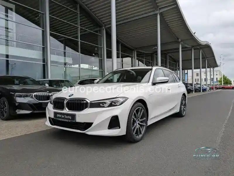 BMW 330