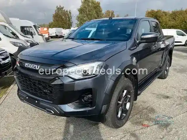 MY 25 Double Cab V-Cross AT
