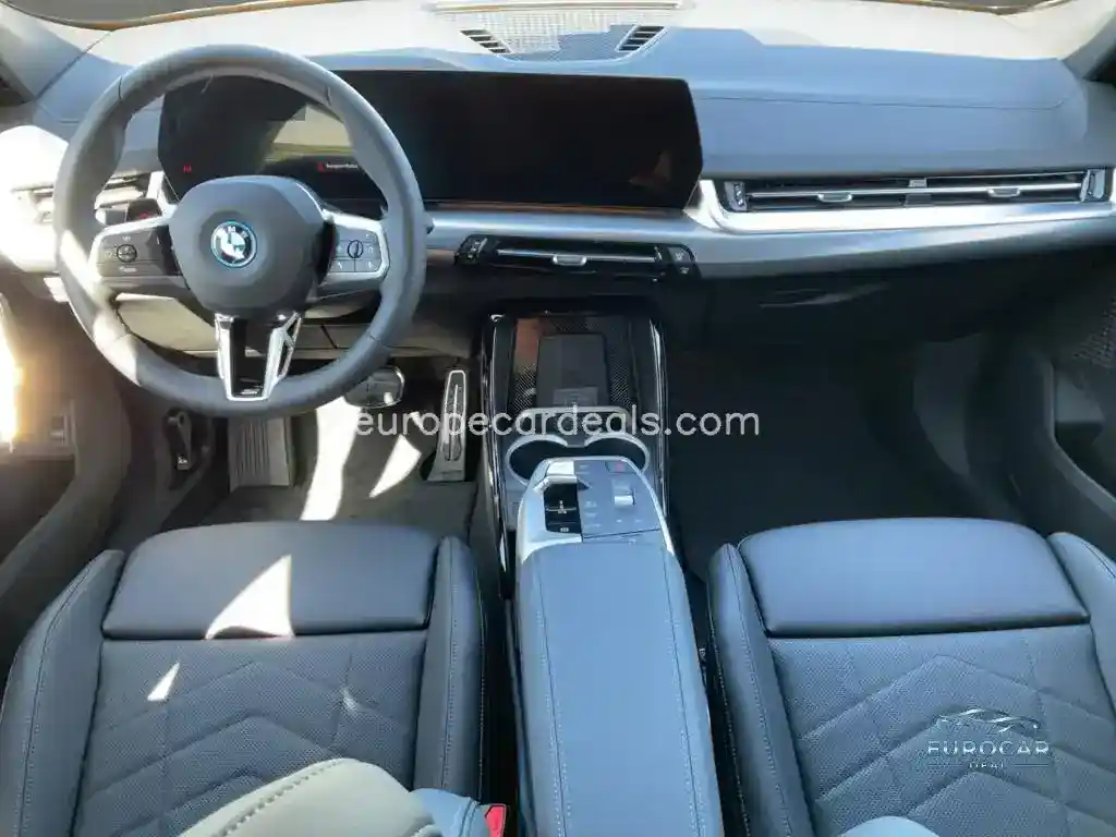BMW iX2