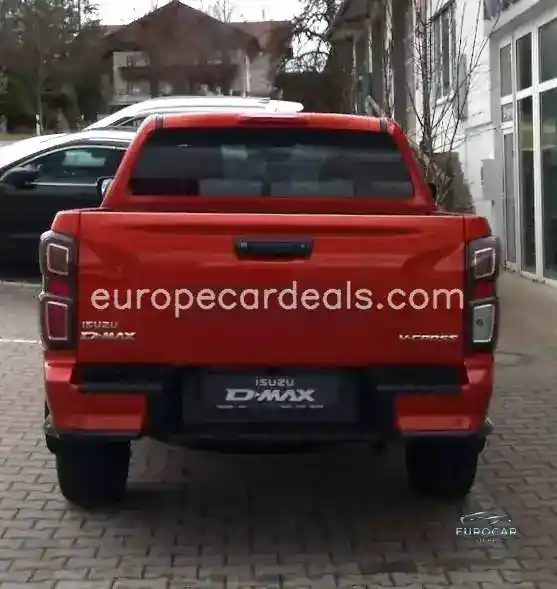 Double Cab 4WD Autm. V-Cross *AHK*