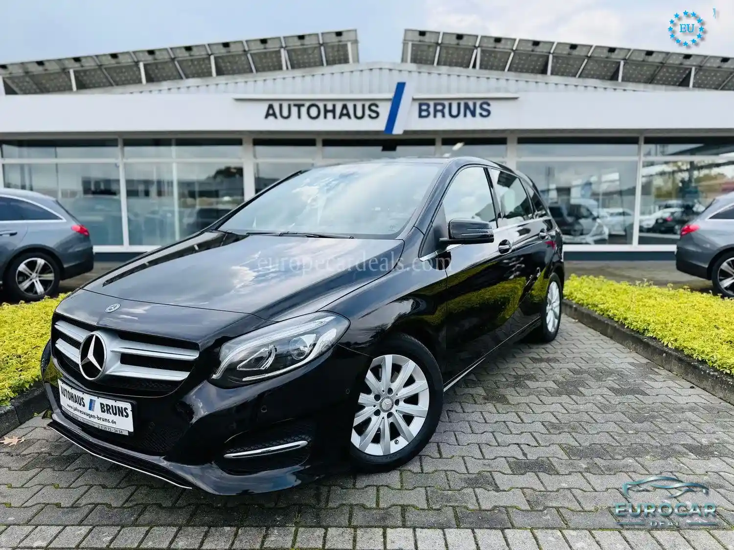Mercedes-Benz B 180