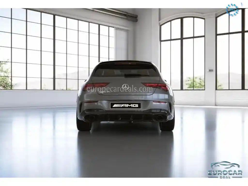 Mercedes-Benz CLA 35 AMG Shooting Brake