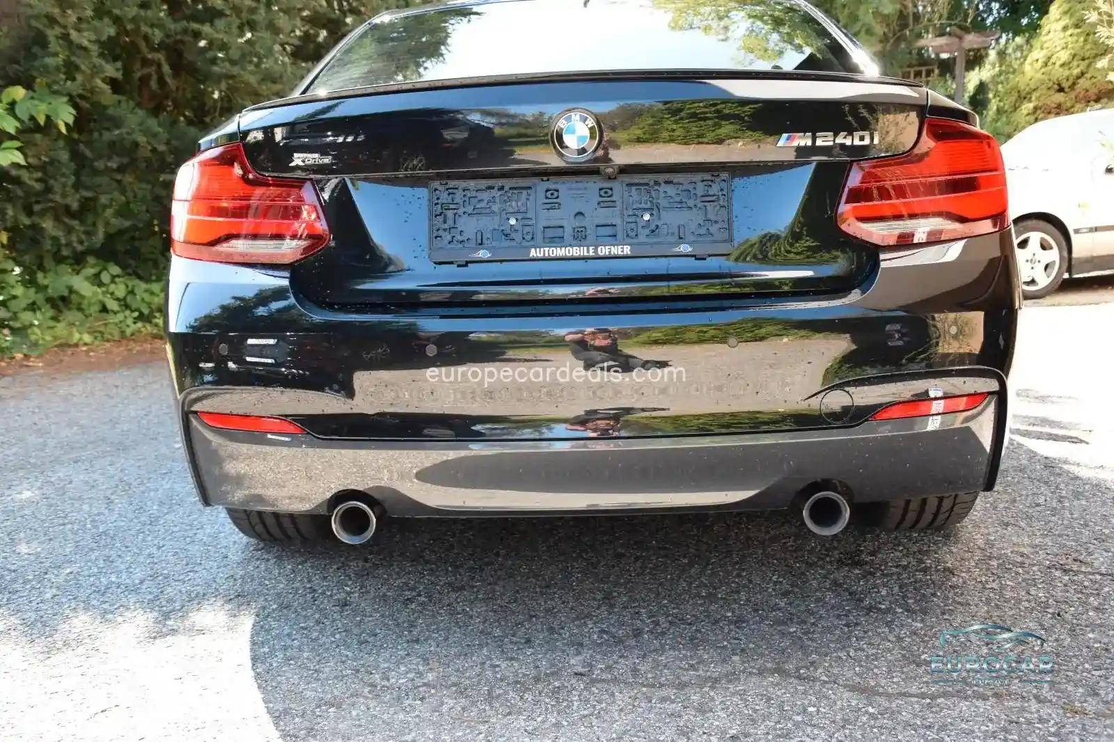 BMW M240i