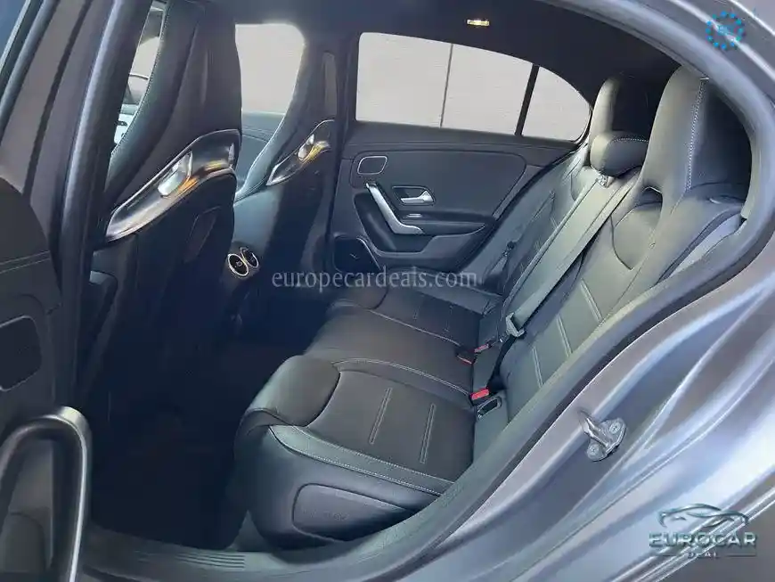 Mercedes-Benz A 35 AMG