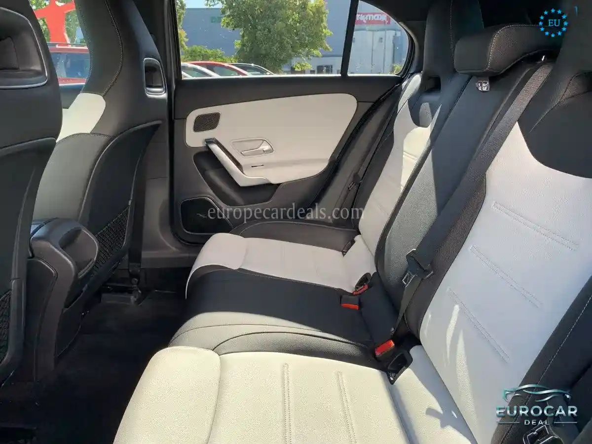 Mercedes-Benz A 35 AMG