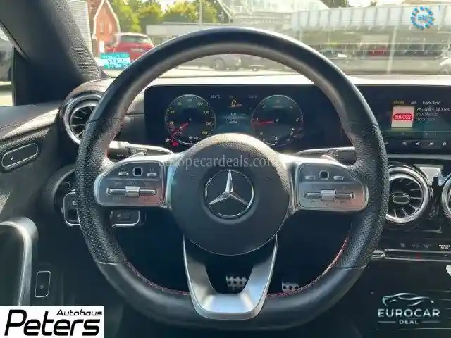 Mercedes-Benz CLA 220