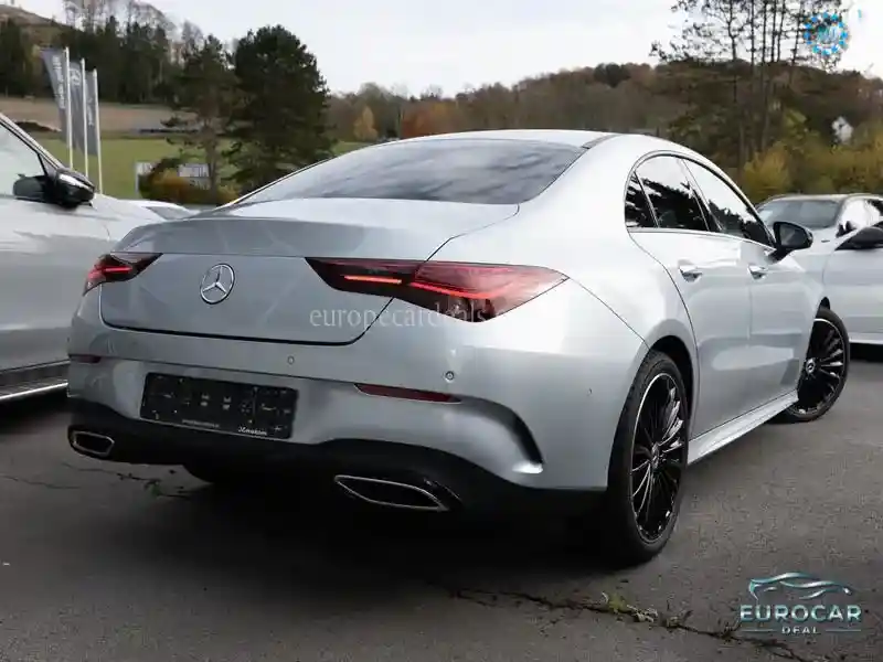 Mercedes-Benz CLA 220