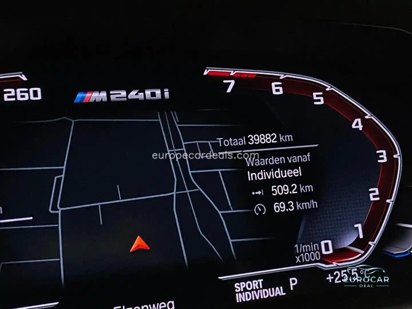 BMW M240i