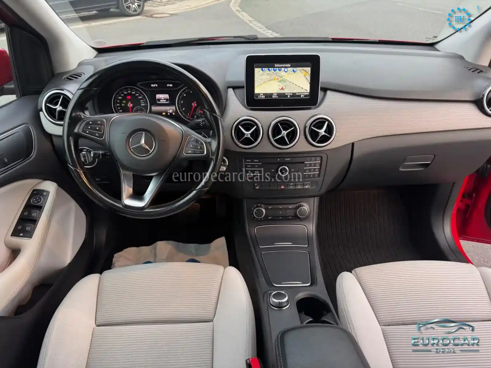 Mercedes-Benz B 180