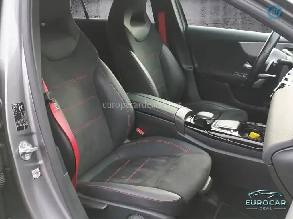 Mercedes-Benz A 35 AMG