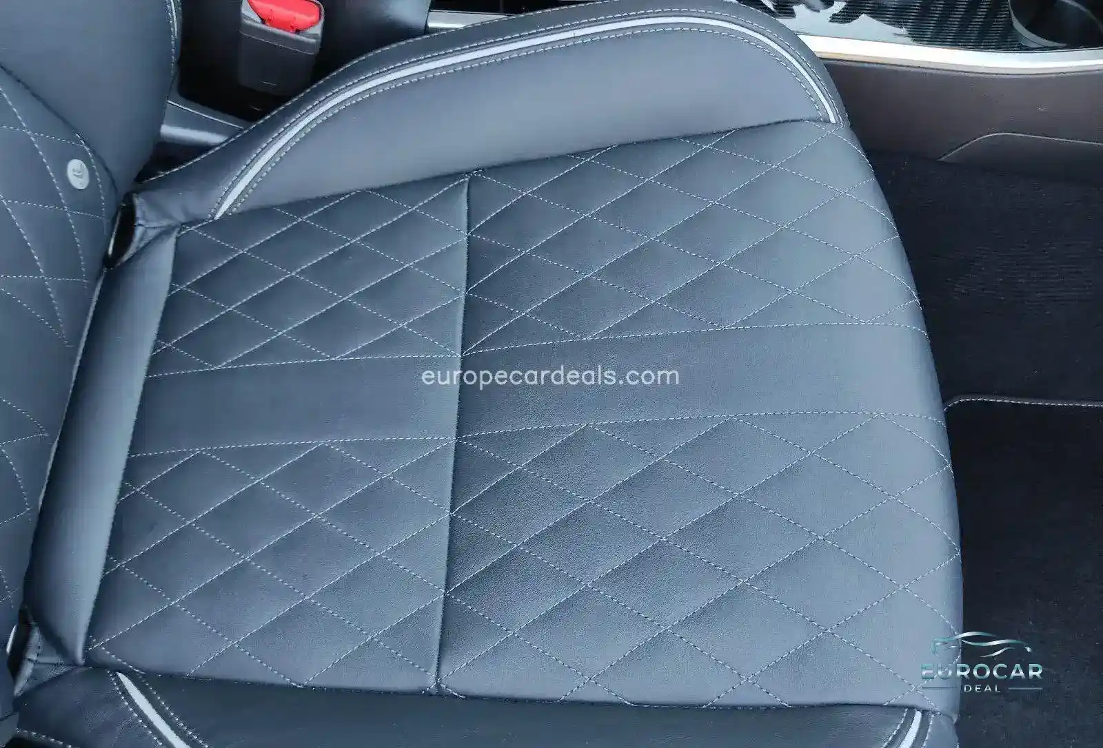 Mitsubishi Plug-in Hybrid Outlander