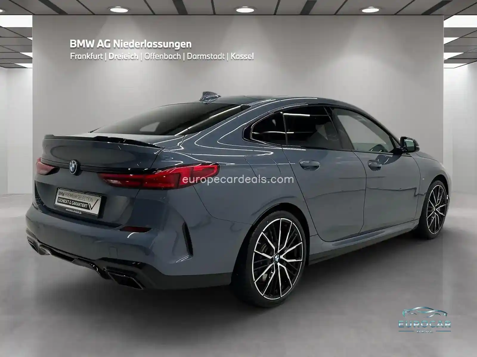 BMW M235