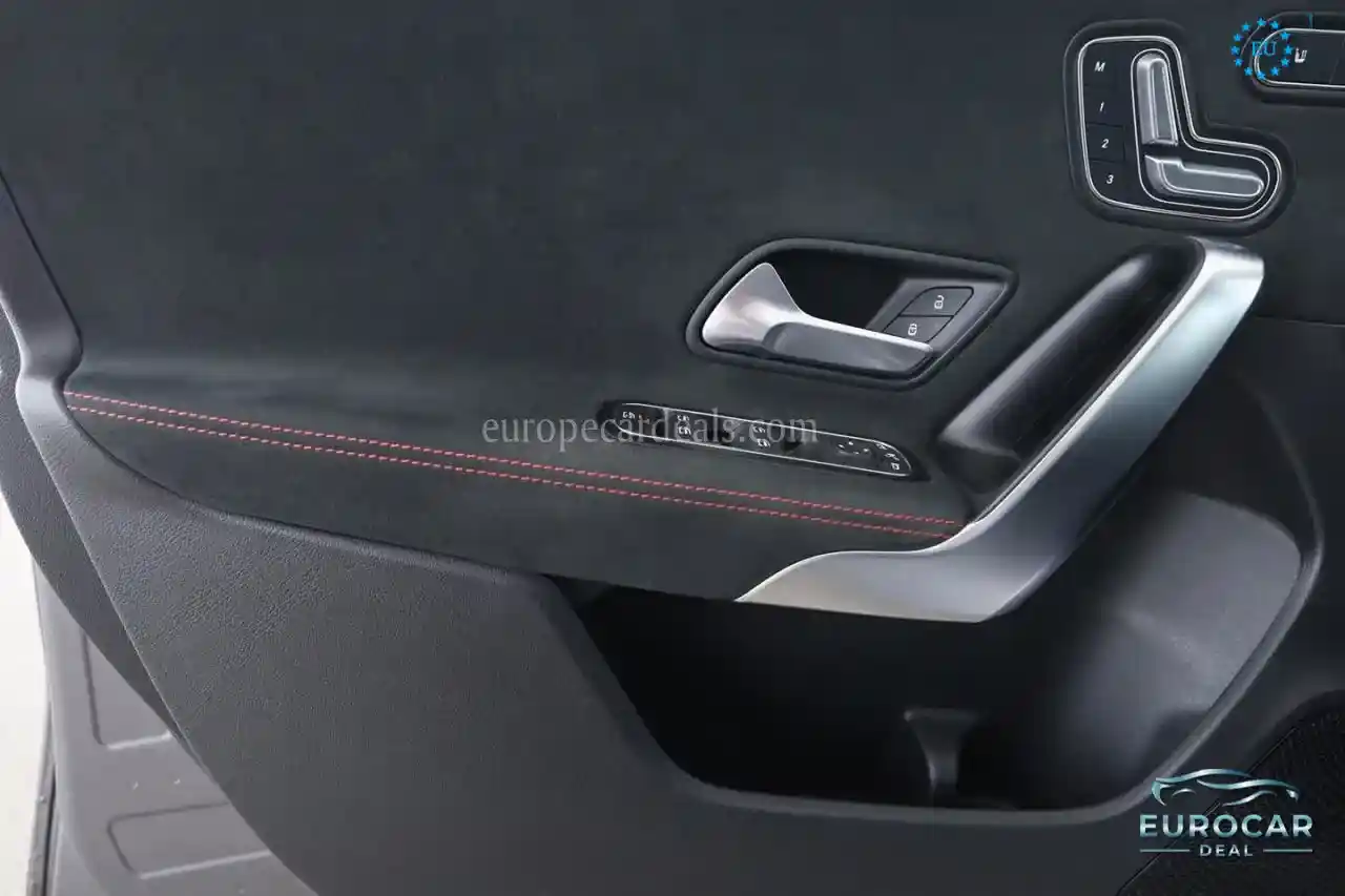 Mercedes-Benz A 35 AMG