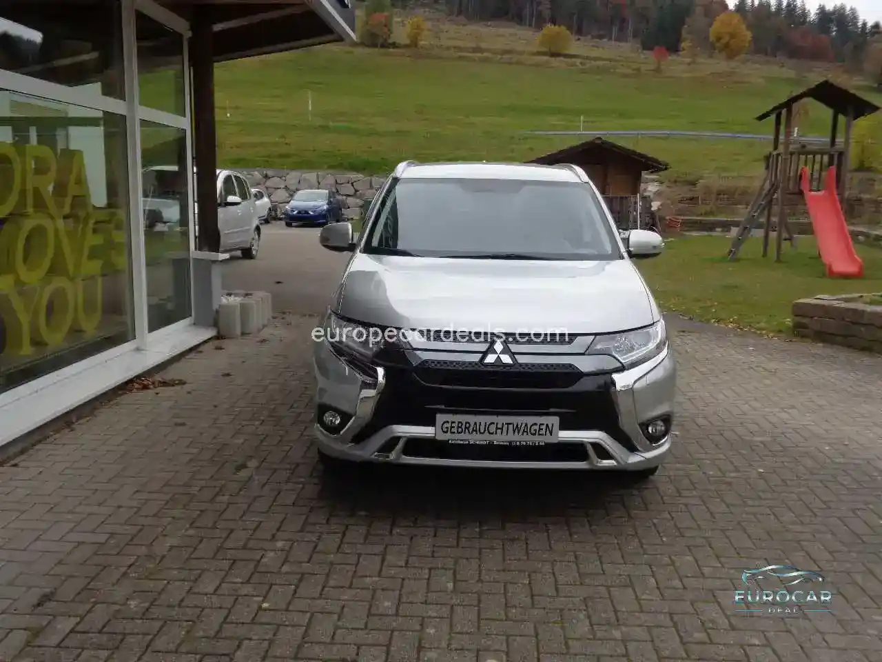 Mitsubishi Plug-in Hybrid Outlander