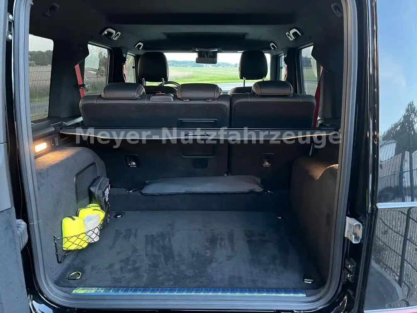 Mercedes-Benz G 500