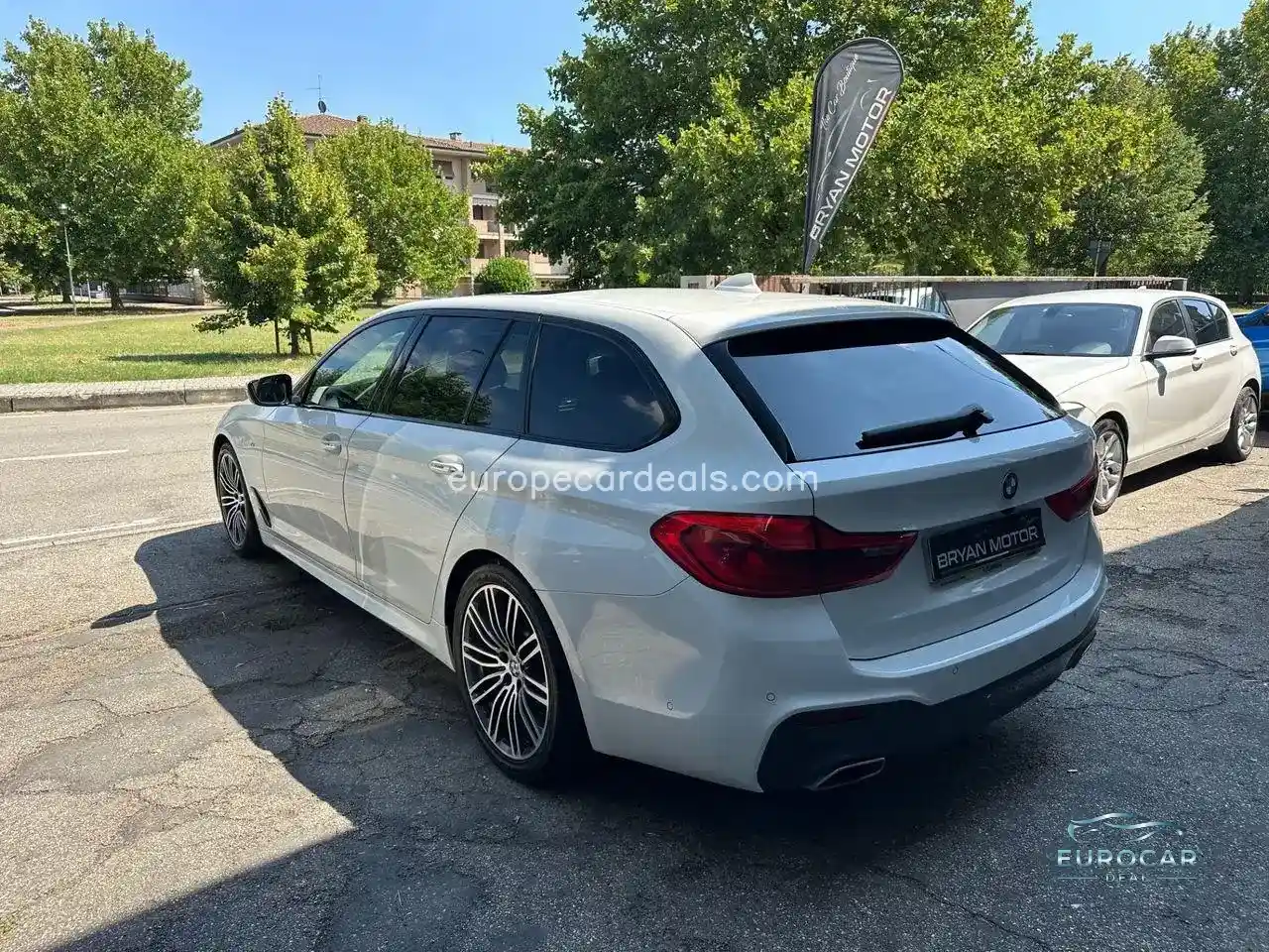 BMW 518