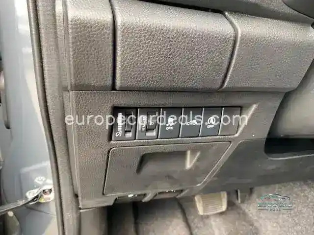 D-MAX 4×4 LS A/T DoubleCab