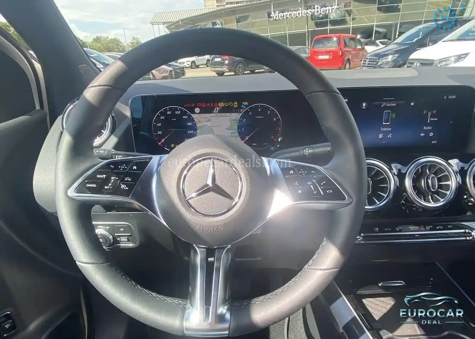Mercedes-Benz B 180