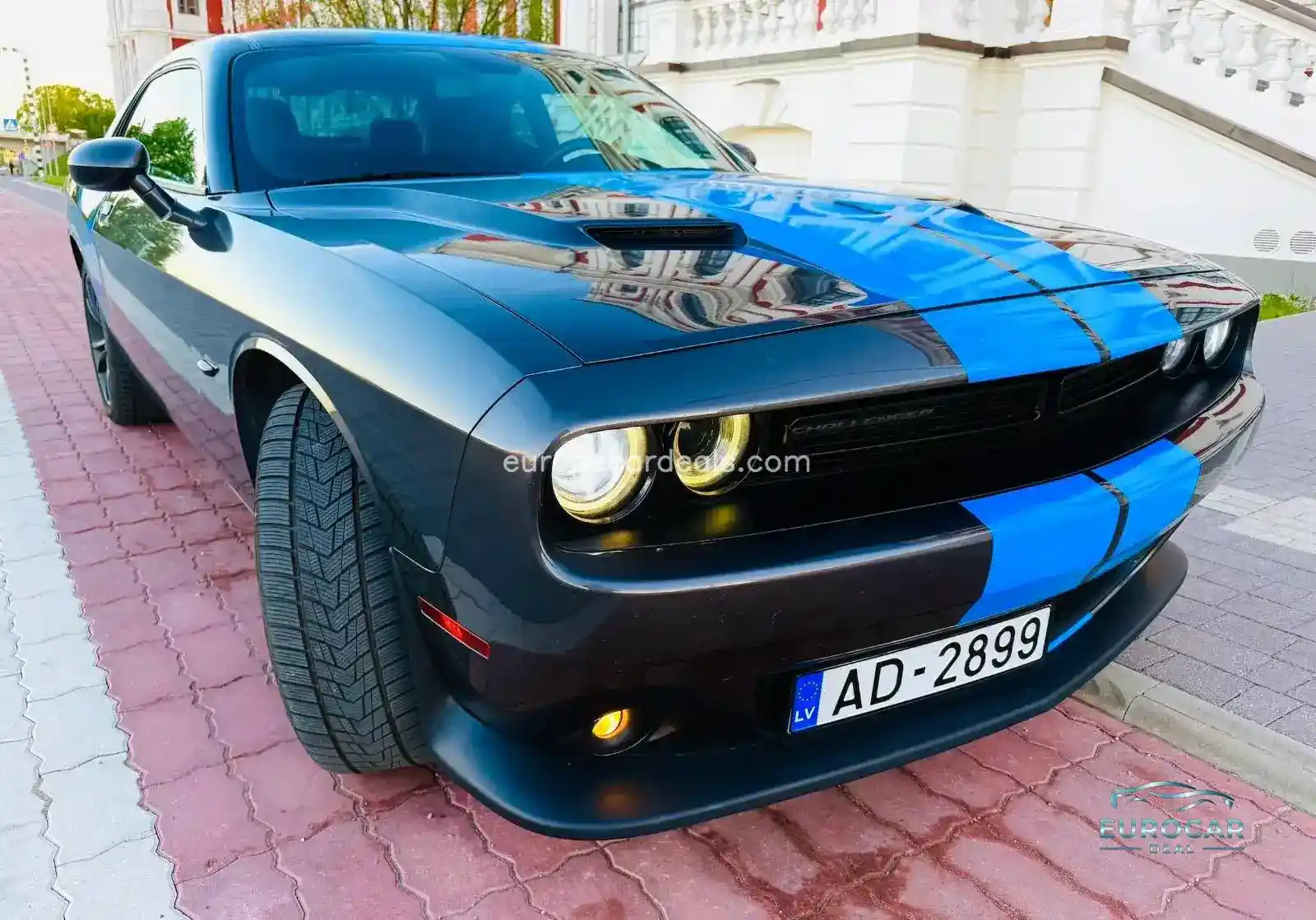 Dodge Challenger