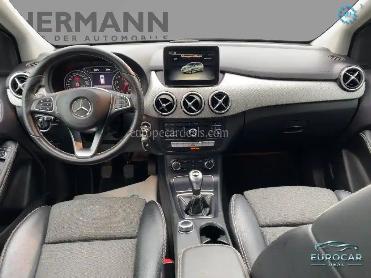 Mercedes-Benz B 200