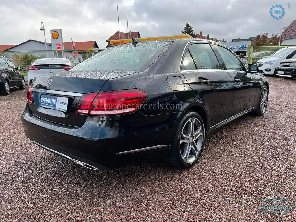 Mercedes-Benz E 220