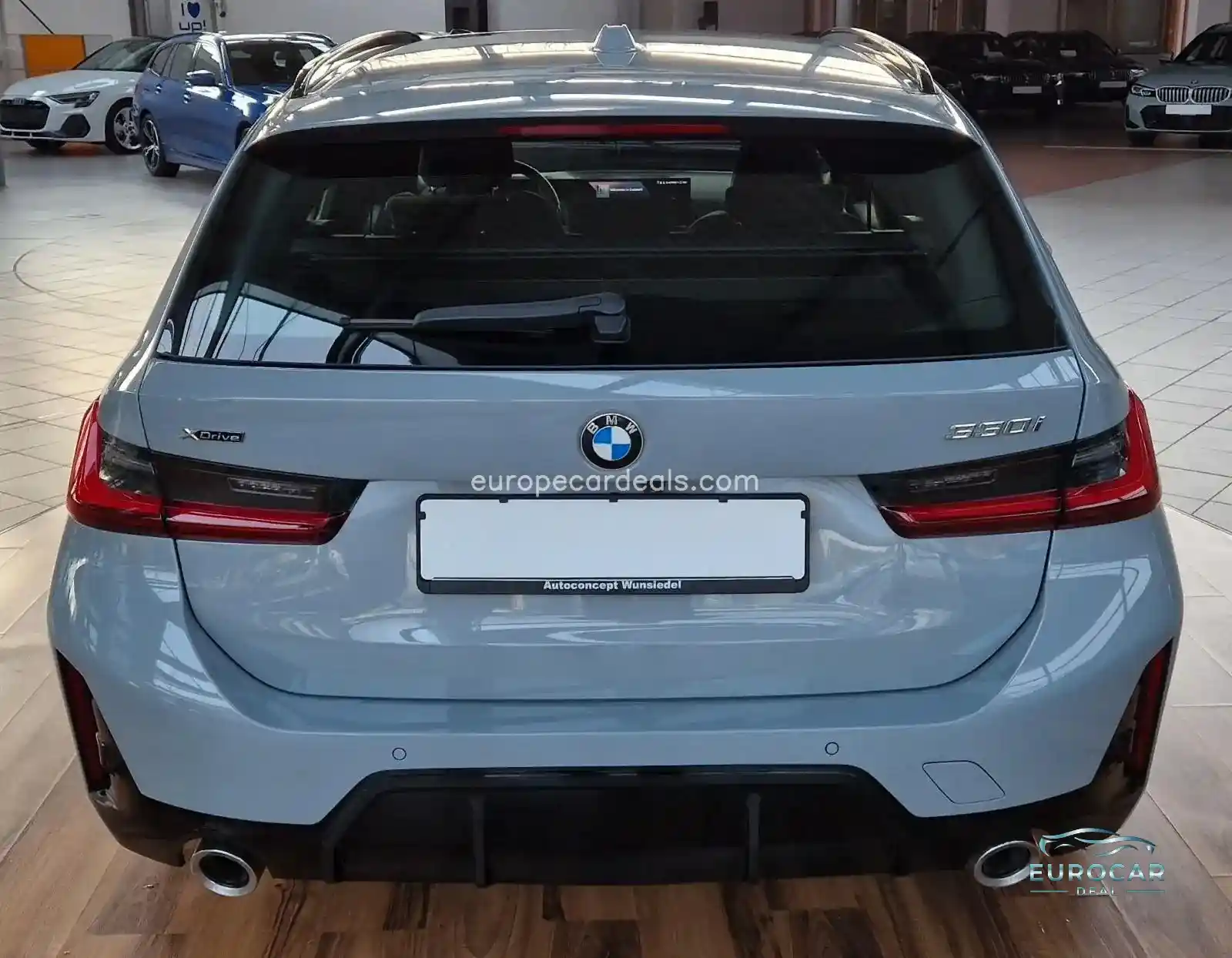 BMW 330