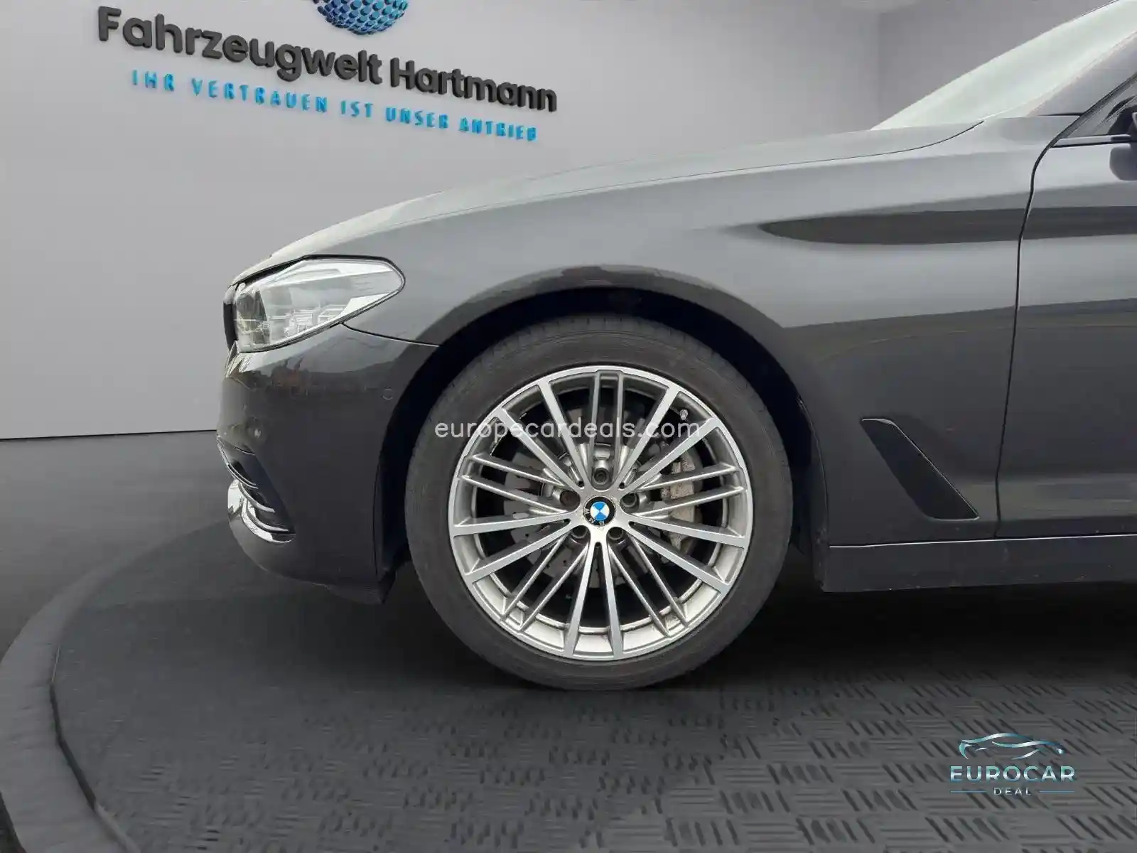 BMW 530