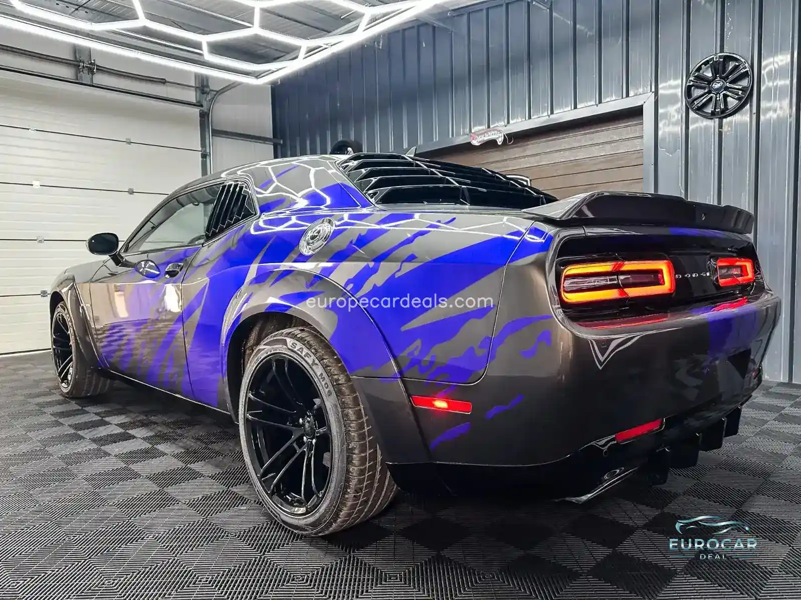 Dodge Challenger