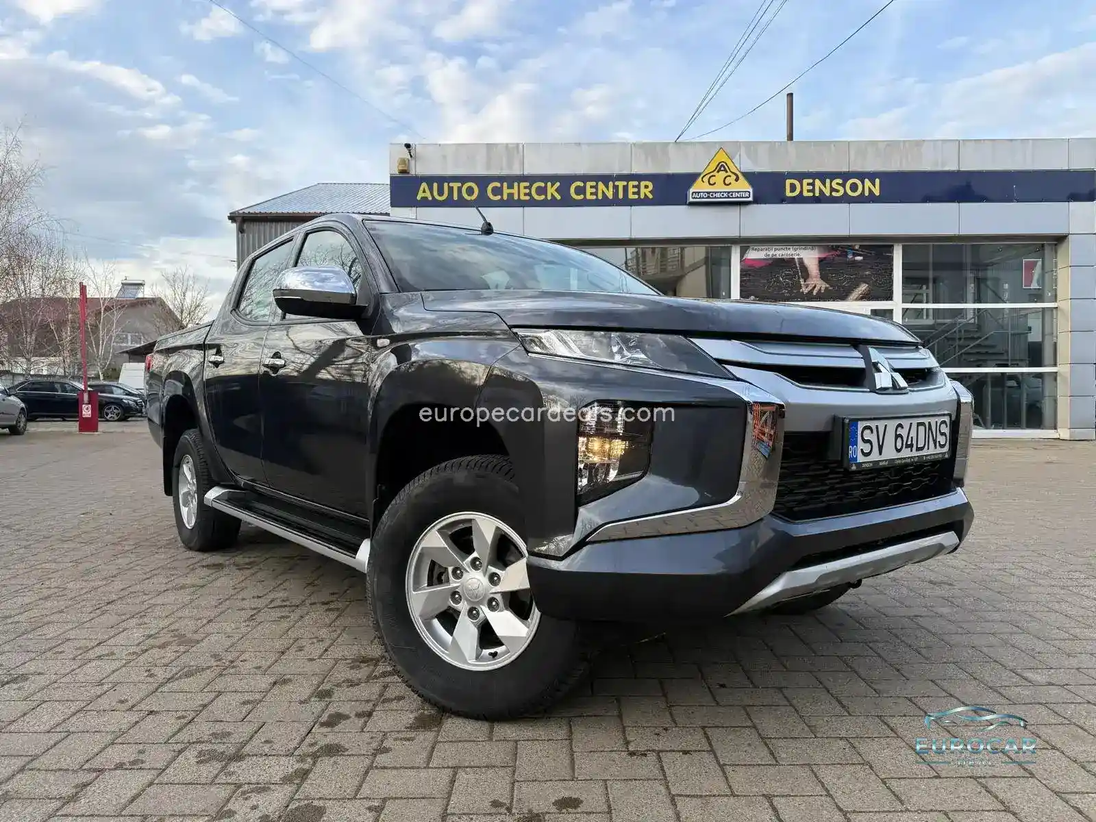 Mitsubishi L200