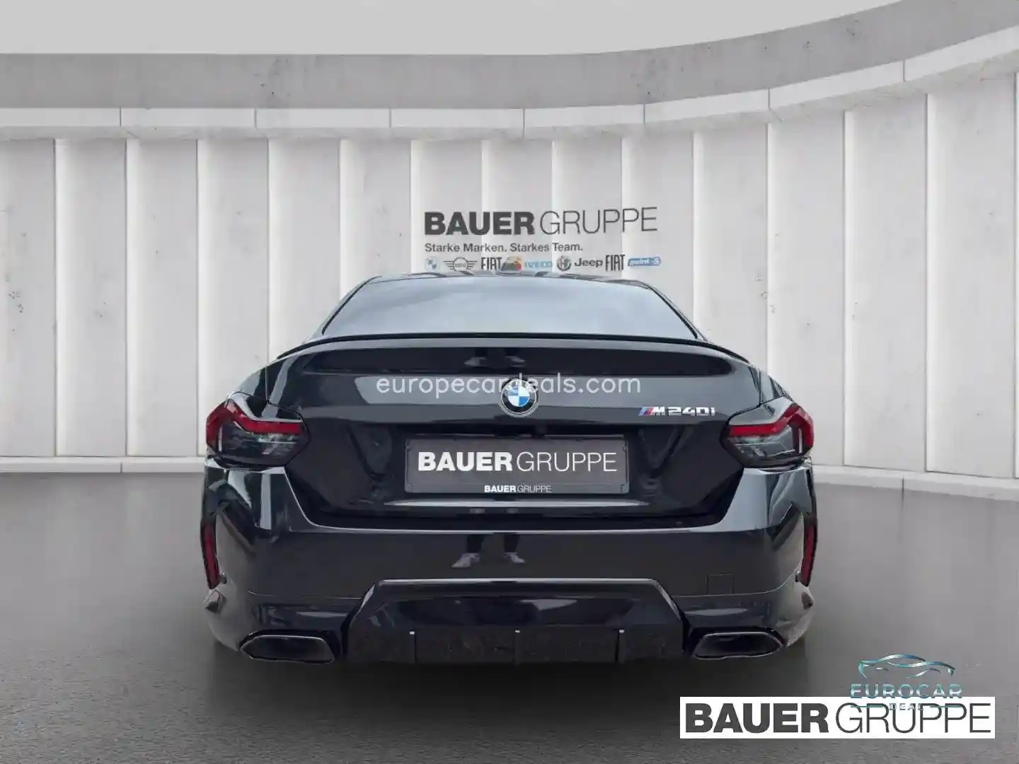 BMW M240i