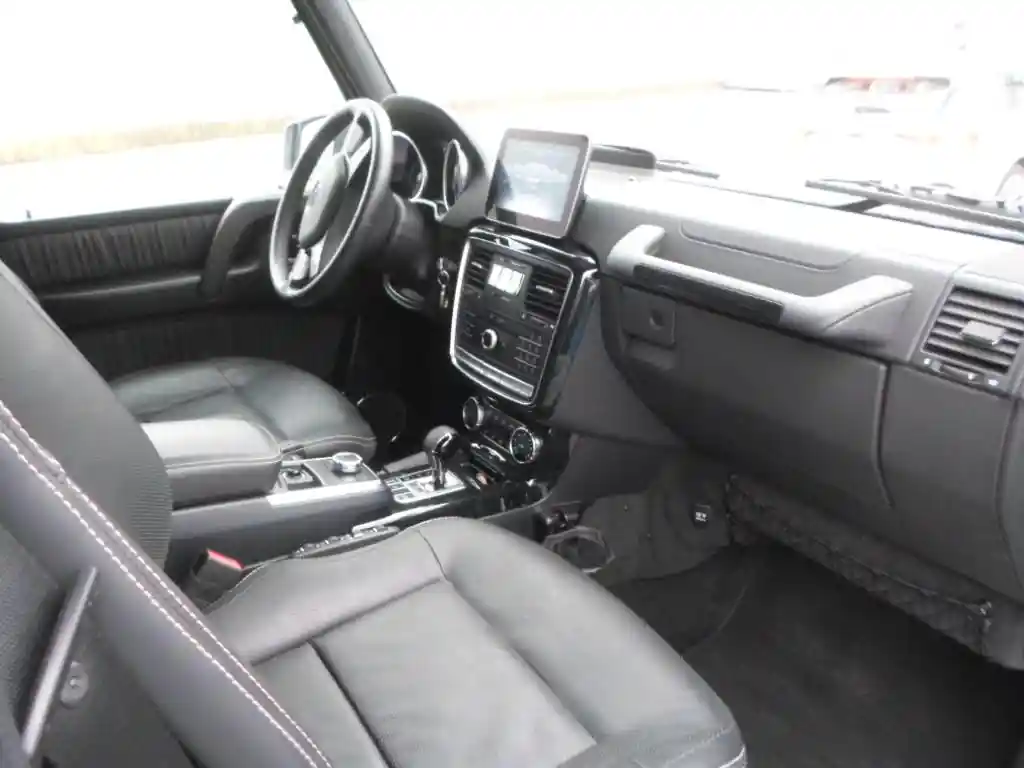 Mercedes-Benz G 500