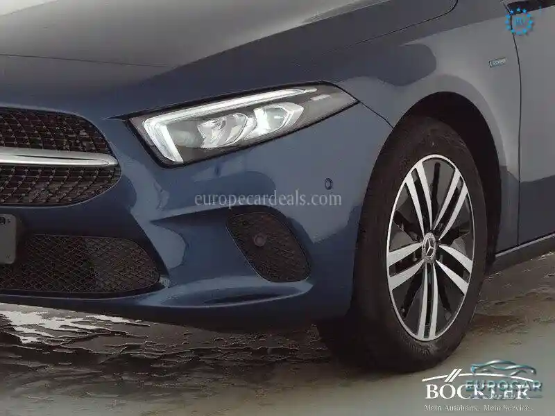 Mercedes-Benz A 250