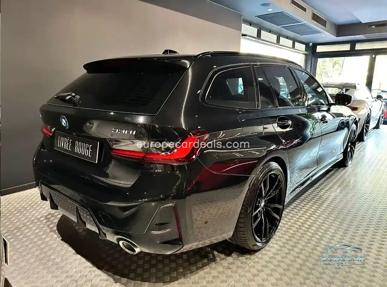 BMW 330