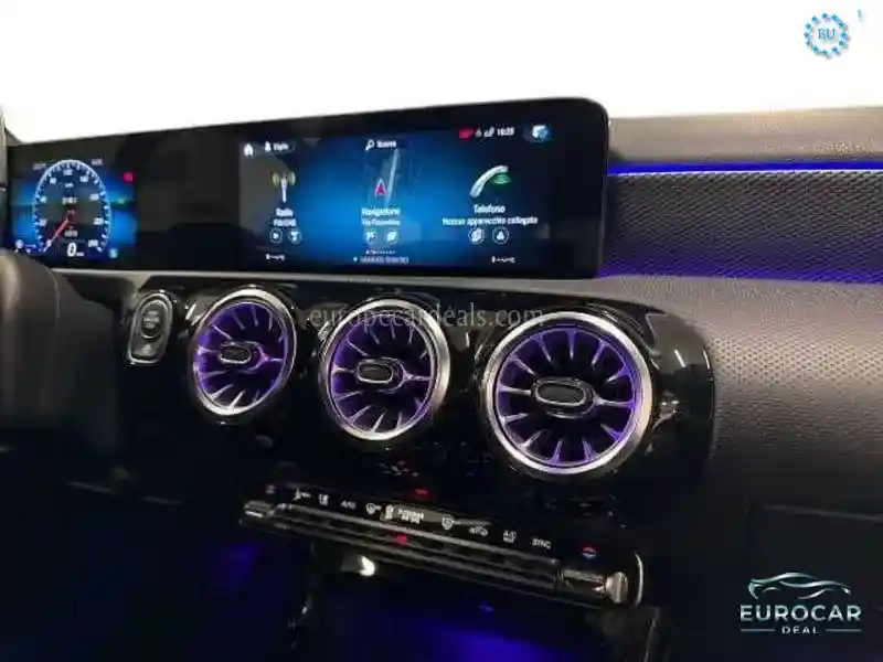 Mercedes-Benz A 180