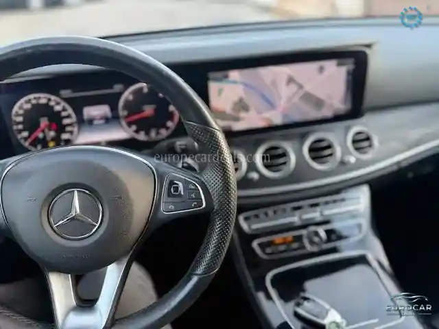 Mercedes-Benz E 350