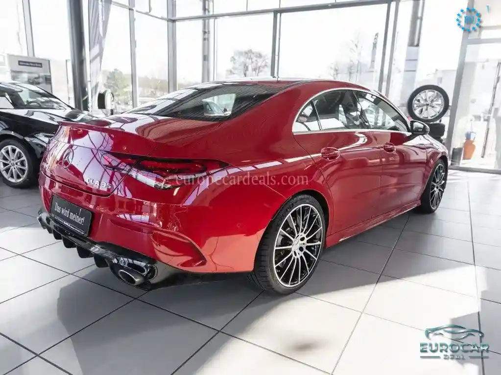 Mercedes-Benz CLA 35 AMG