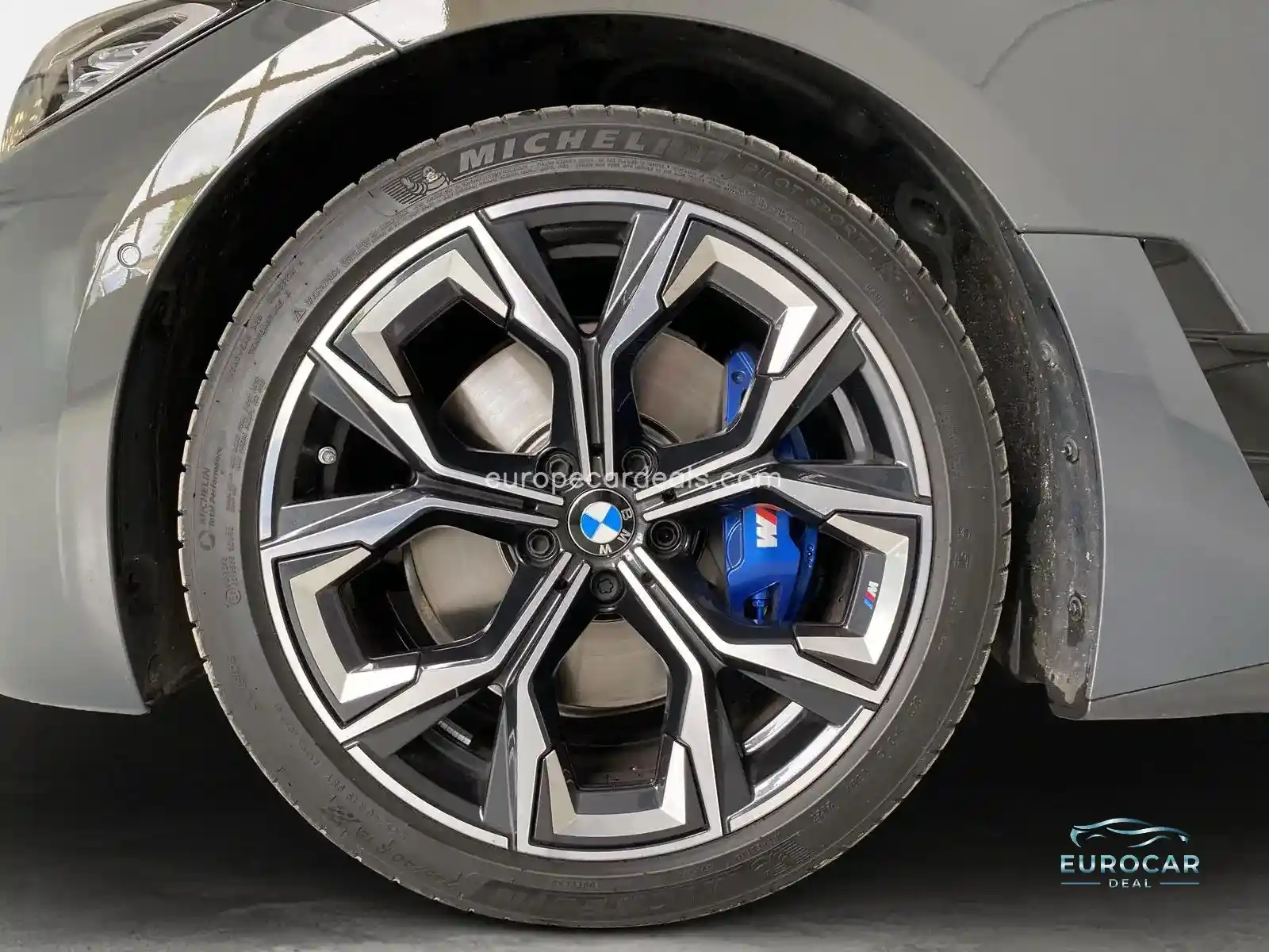 BMW M440