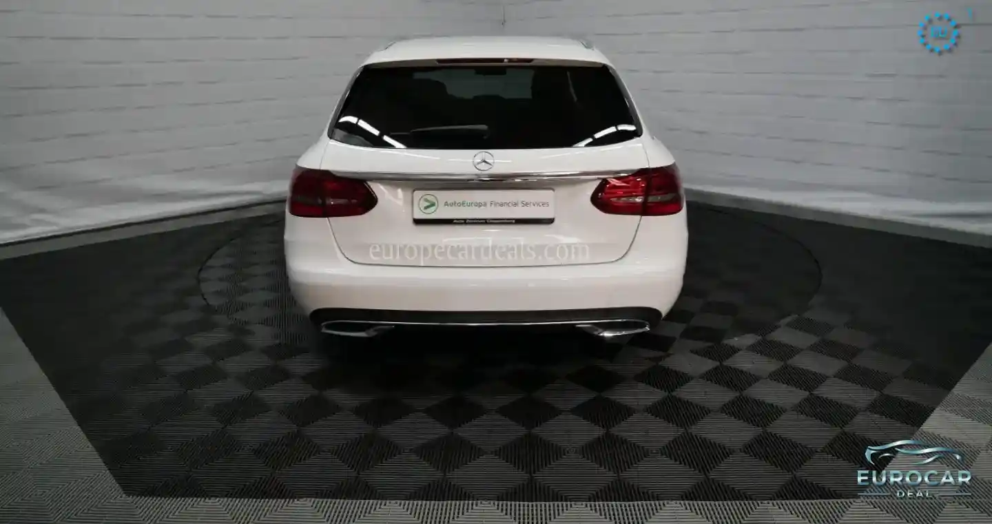 Mercedes-Benz C 220