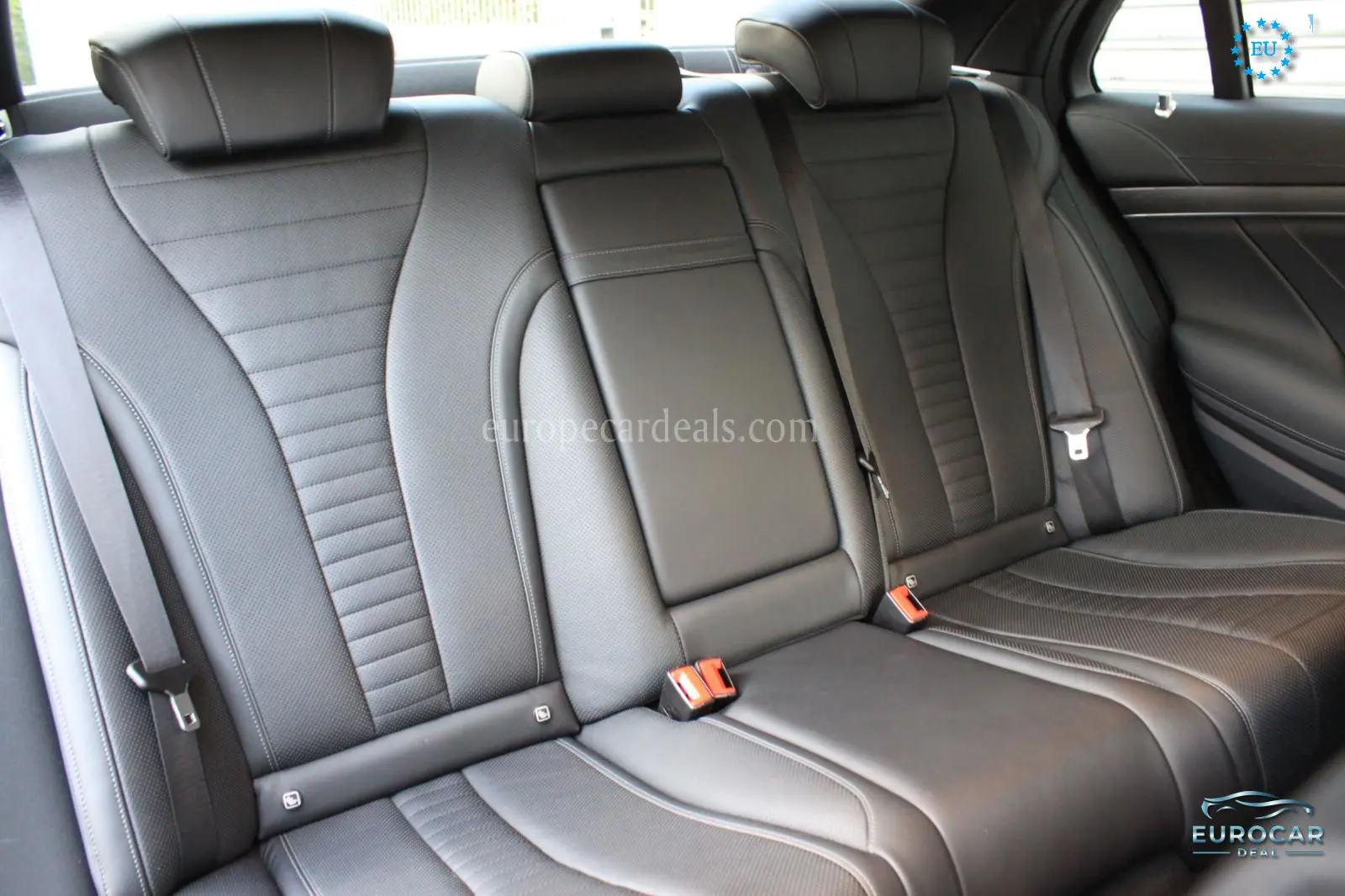 Mercedes-Benz S 560